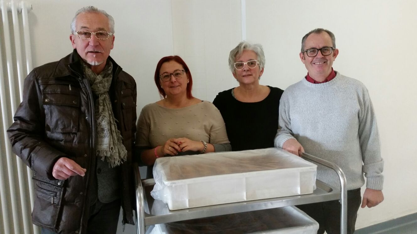 La consegna deI panettoni alla casa di riposo di Puos